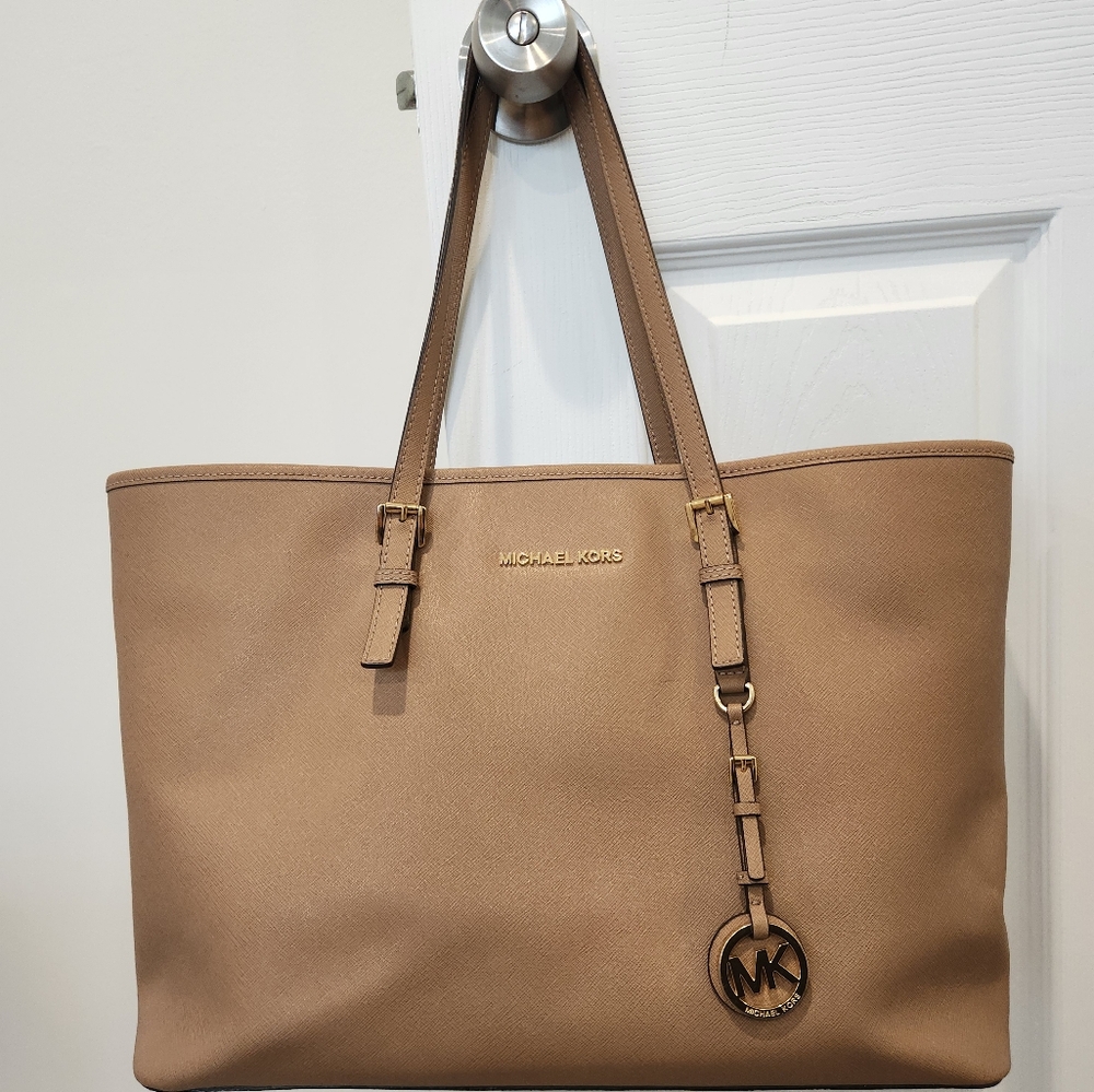 Jet Set Saffiano Leather Work Tote